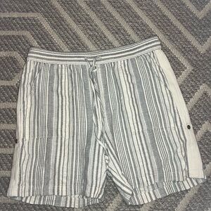 Bobeau Gray and White Striped Shorts